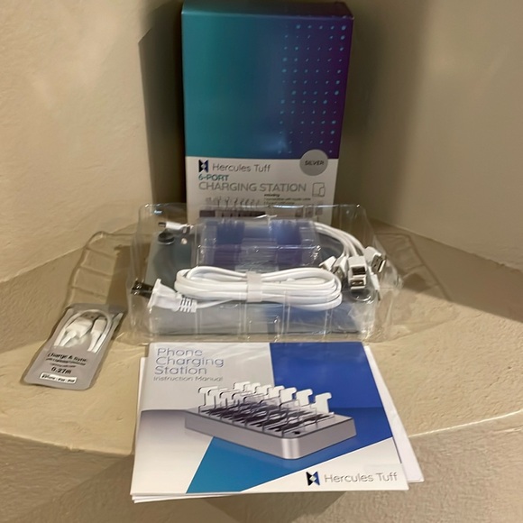 Hercules Tuff USB Multi 6 -Port Charging Station - Picture 5 of 9
